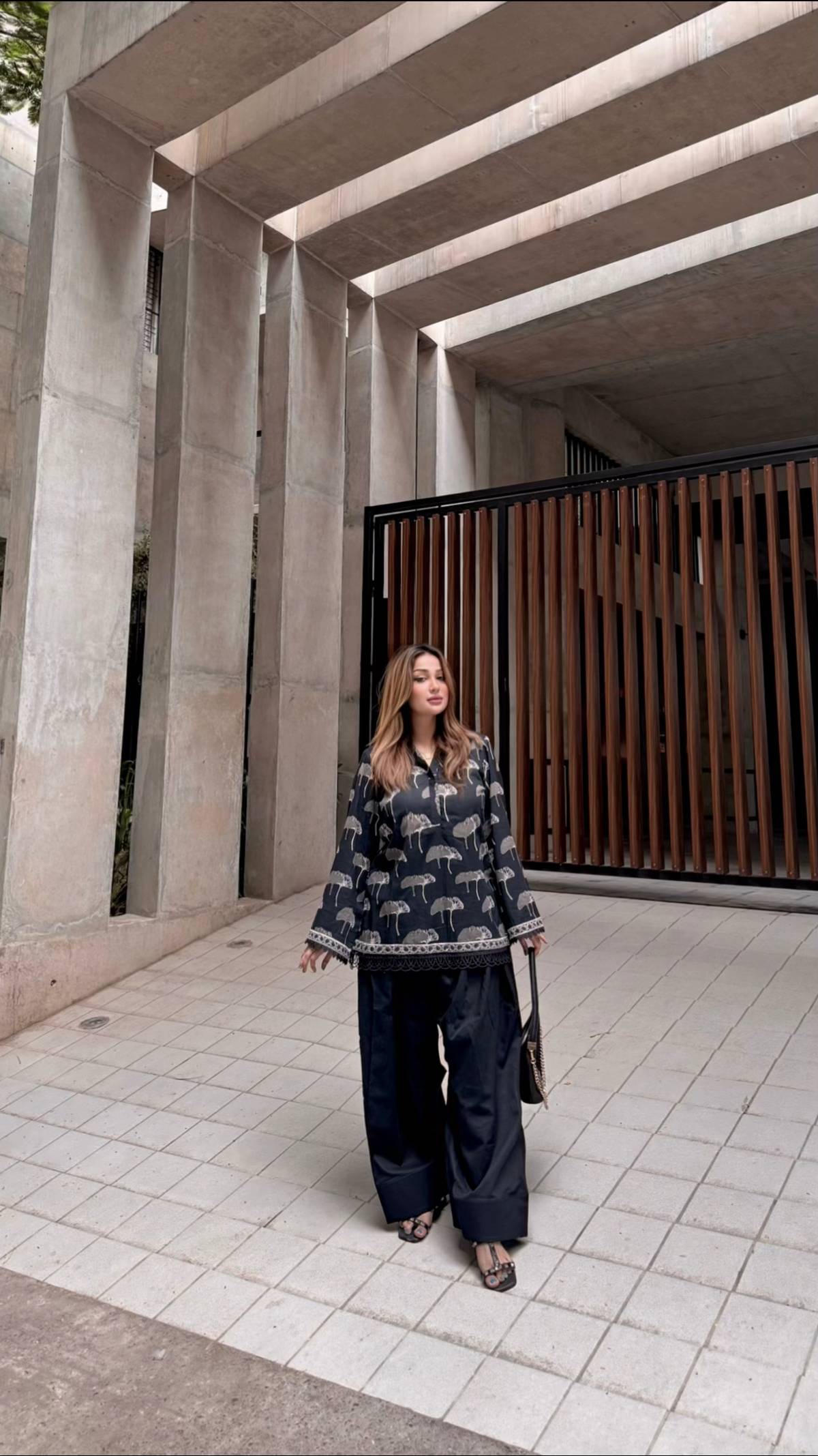 Winter stuff "PHALUM" Farshi Cord Set.
Your Go-To Outfit -Make it simple to