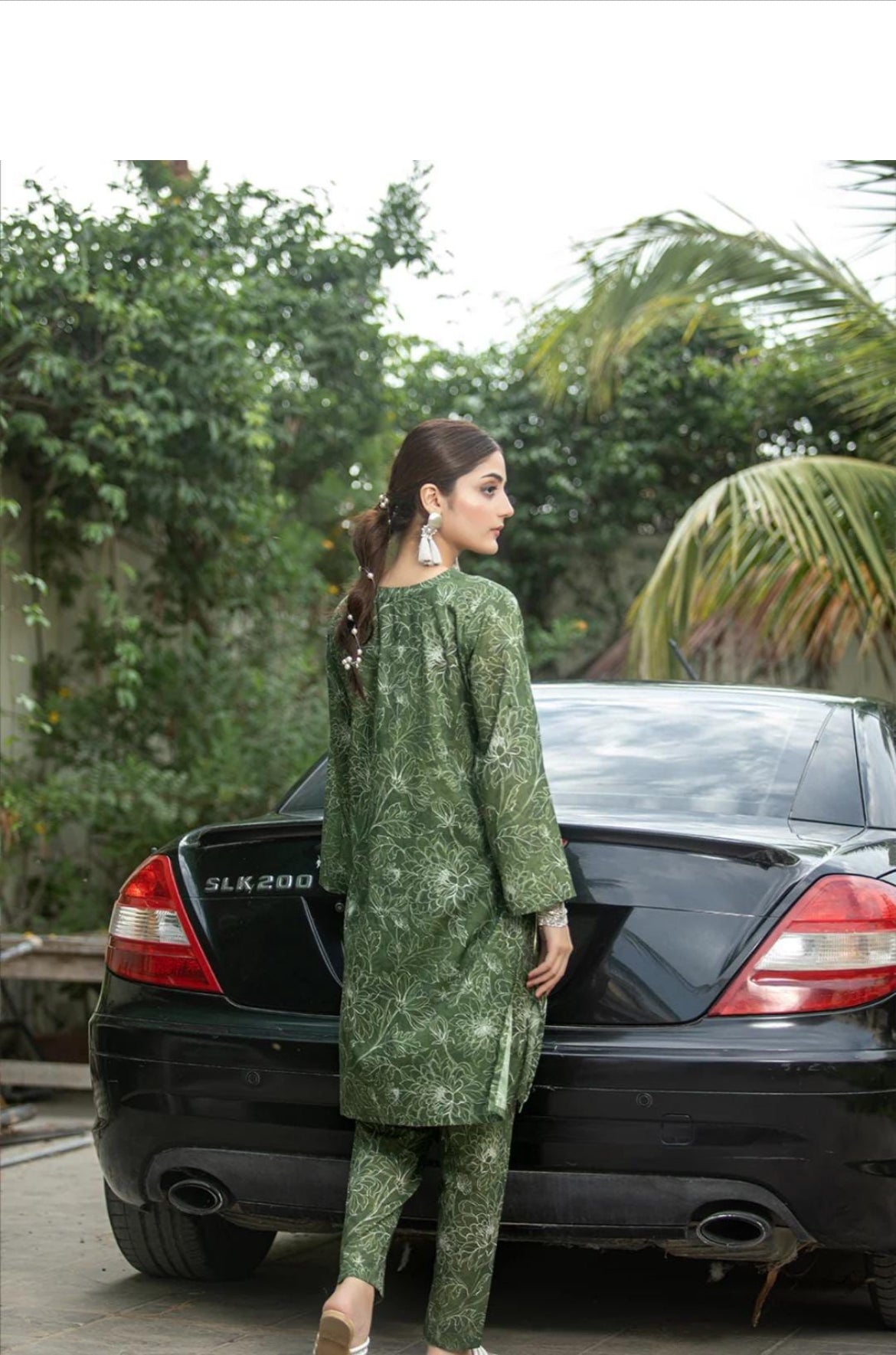 Winter Stuff BISMAL WIND GREEN 2PC STITCHED
SUIT digital print